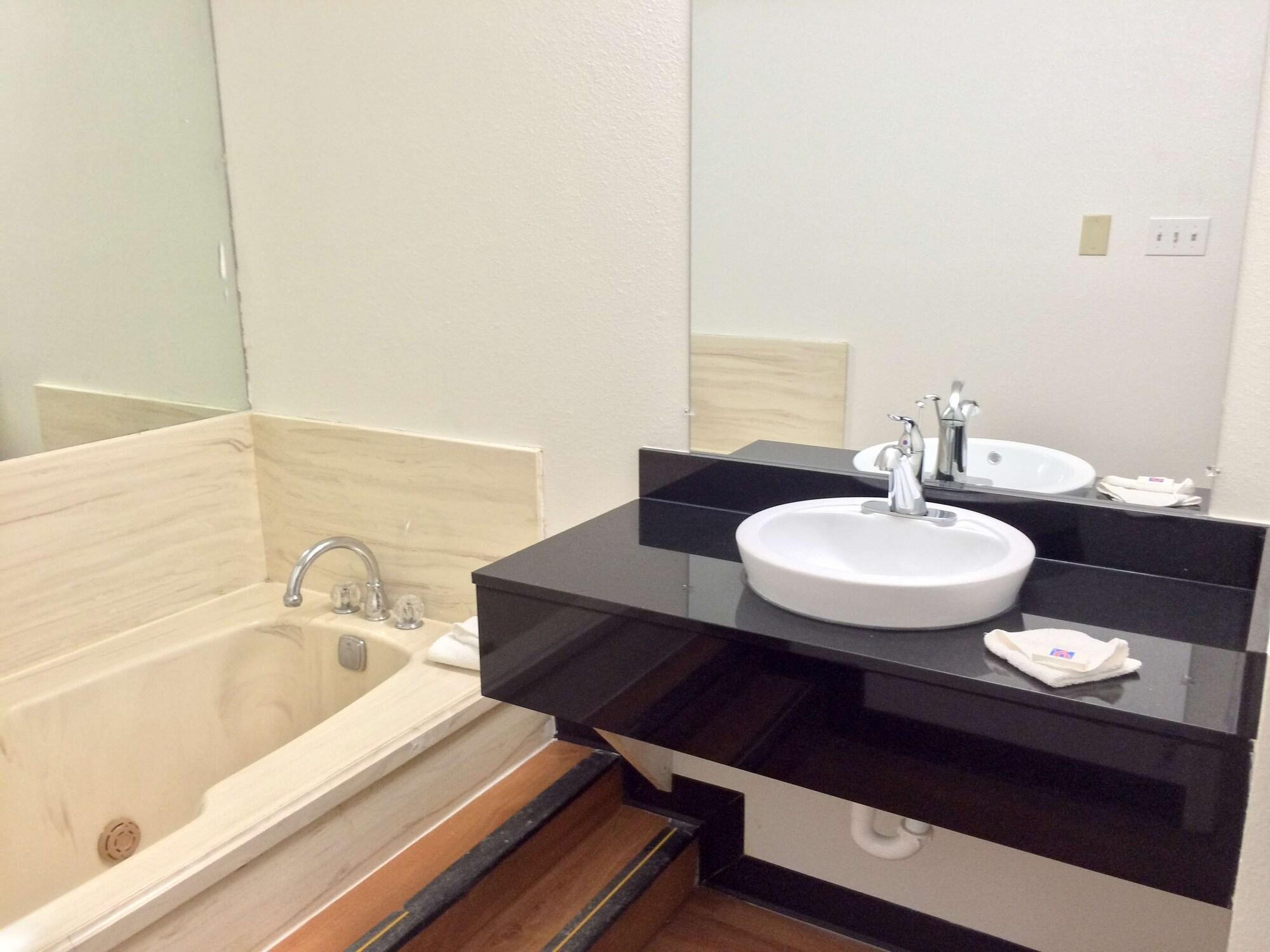 Motel 6-Longview, Tx - North Buitenkant foto